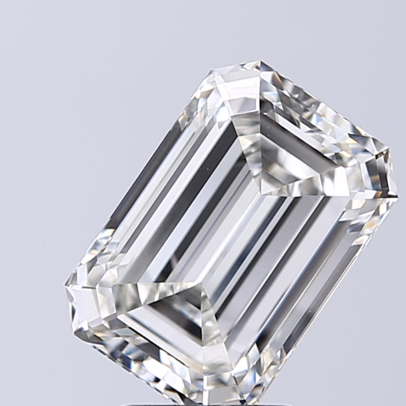 Lab-Grown 3.11 Carat Emerald Cut Diamond color H Clarity VVS2, precious stones, engagement diamonds