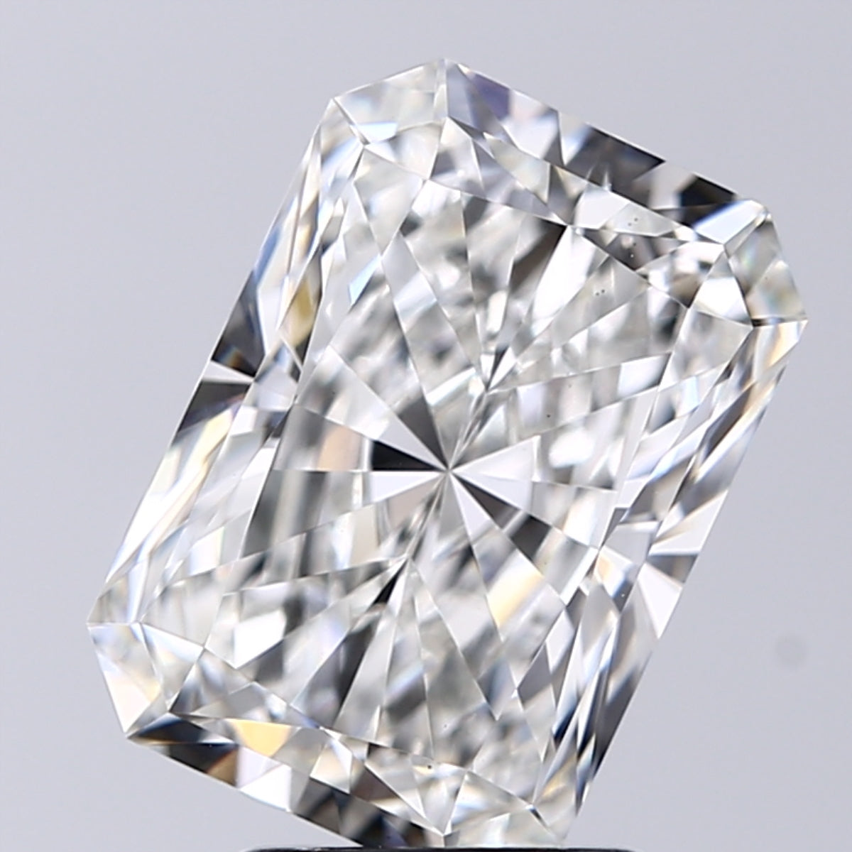 Lab-Grown 3.02 Carat Radiant Cut Diamond color G Clarity VS1, precious stones, engagement diamonds