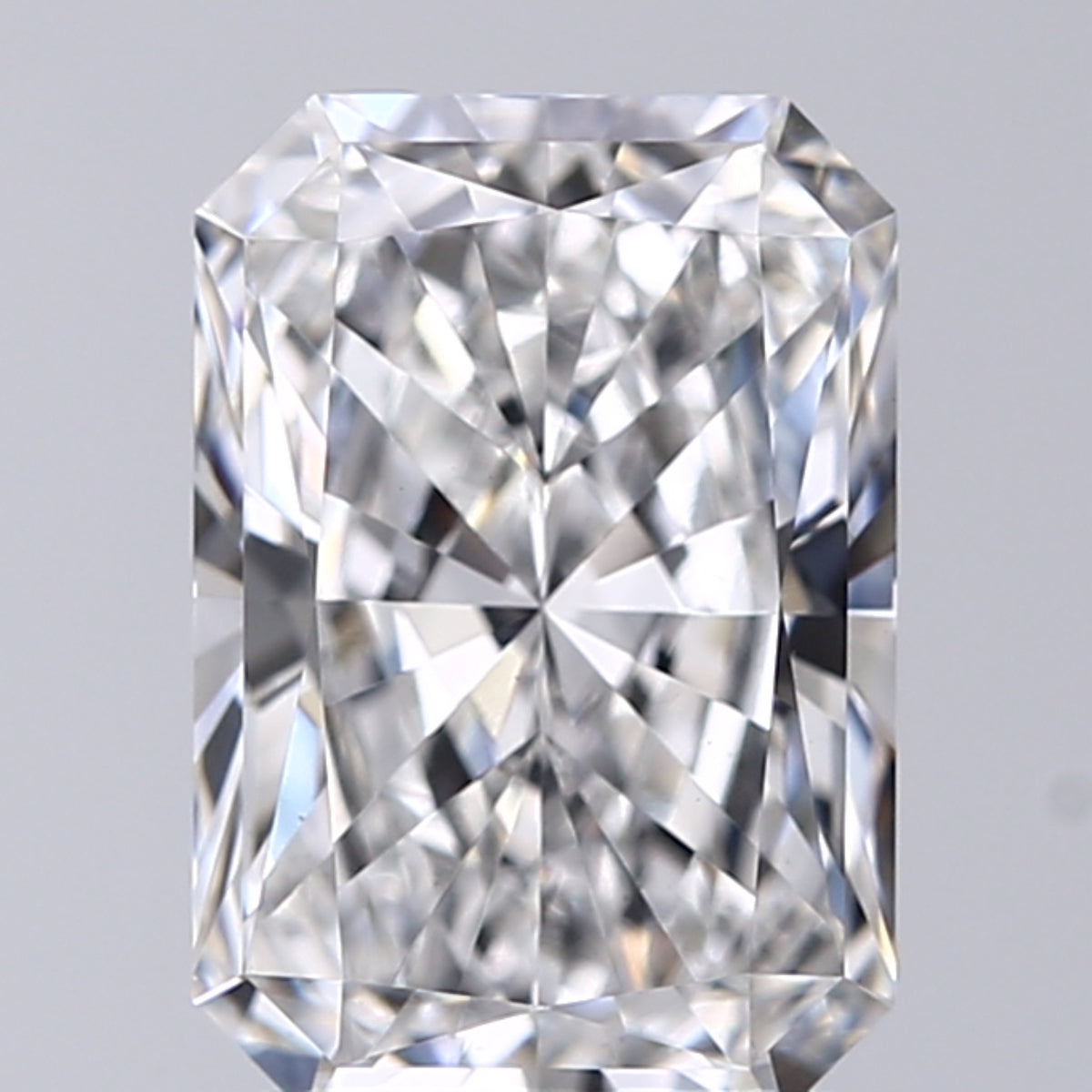 Lab-Grown 2.07 Carat Radiant Cut Diamond color E Clarity VS1, precious stones, engagement diamonds