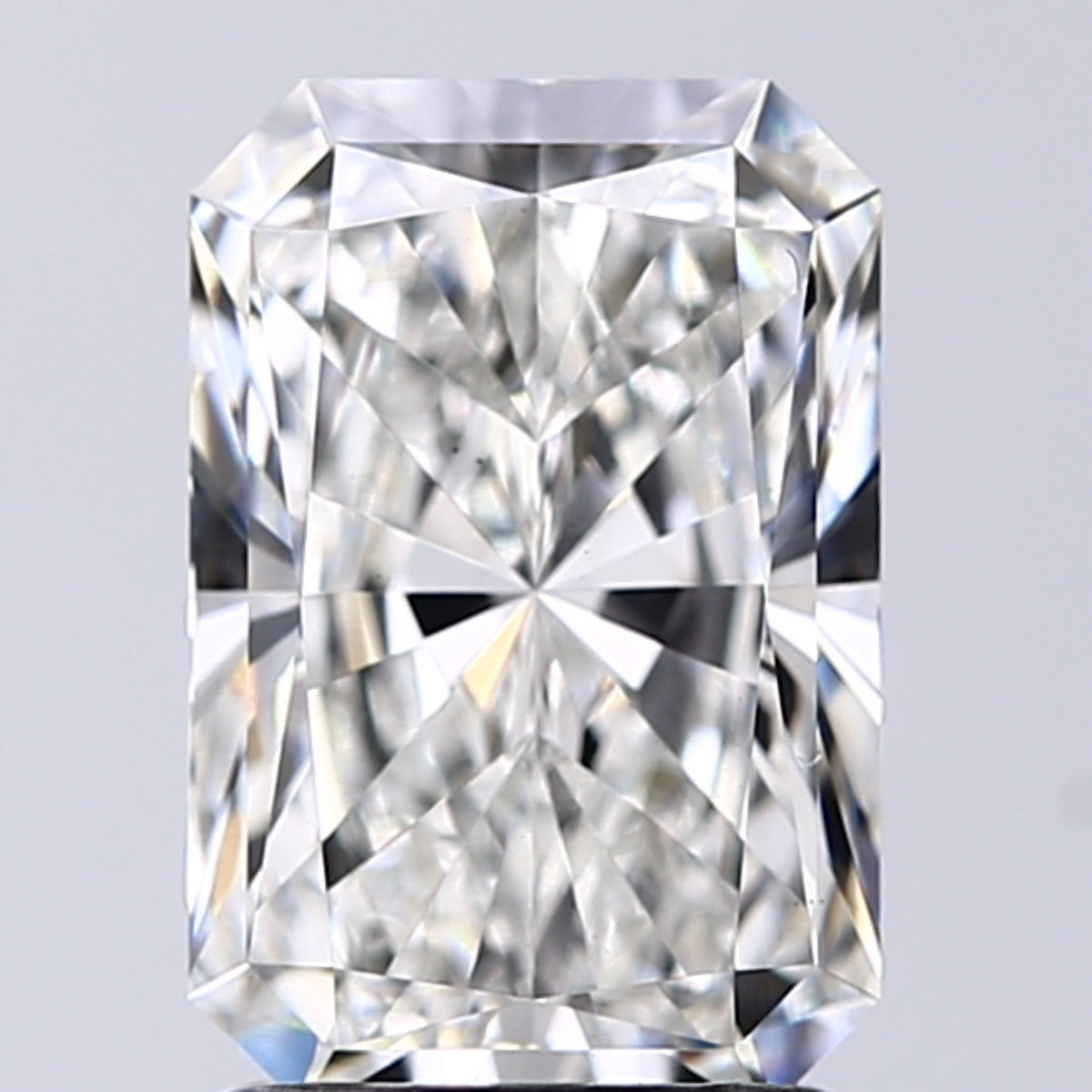 Lab-Grown 2.04 Carat Radiant Cut Diamond color G Clarity VS1, precious stones, engagement diamonds