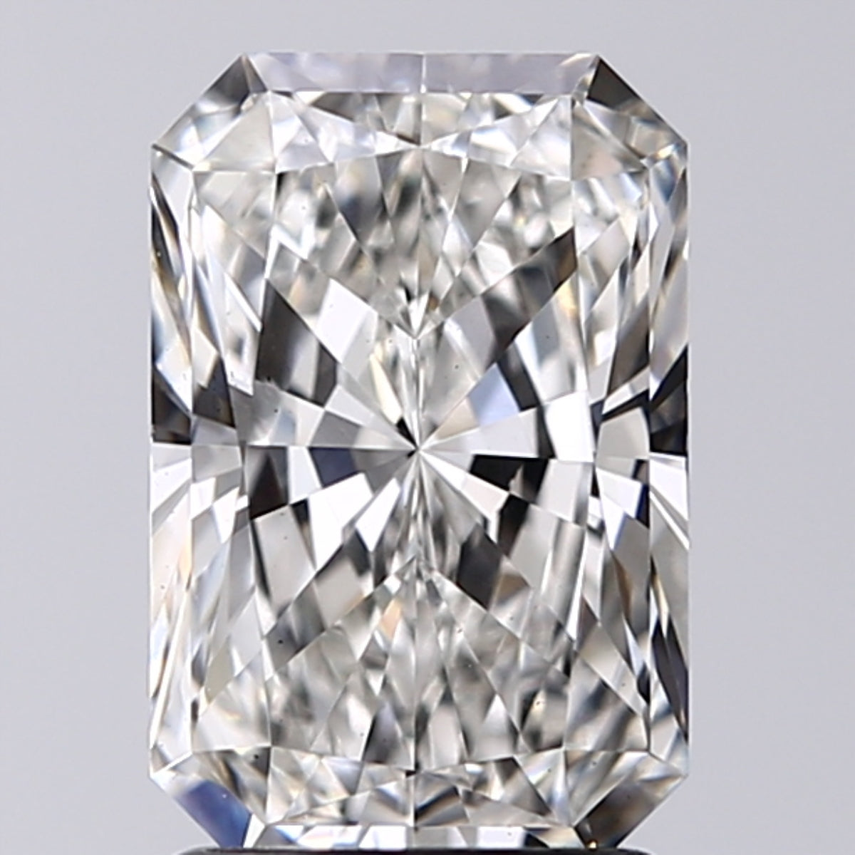 Lab-Grown 2.02 Carat Radiant Cut Diamond color G Clarity VS2, precious stones, engagement diamonds