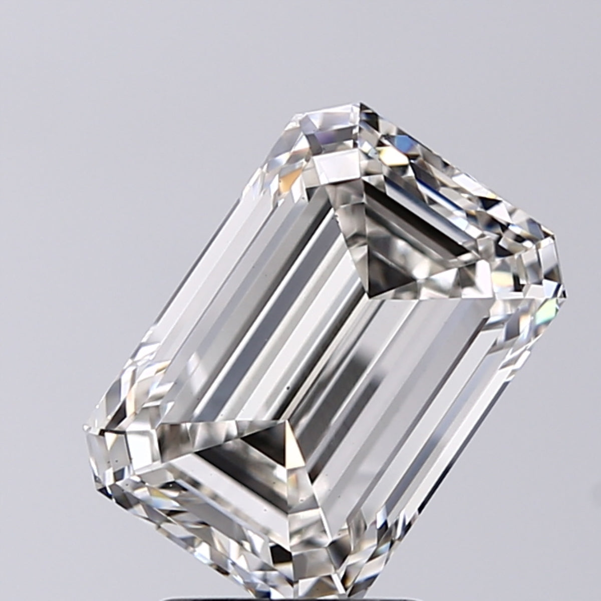 Lab-Grown 3.01 Carat Emerald Cut Diamond color G Clarity VS1, precious stones, engagement diamonds