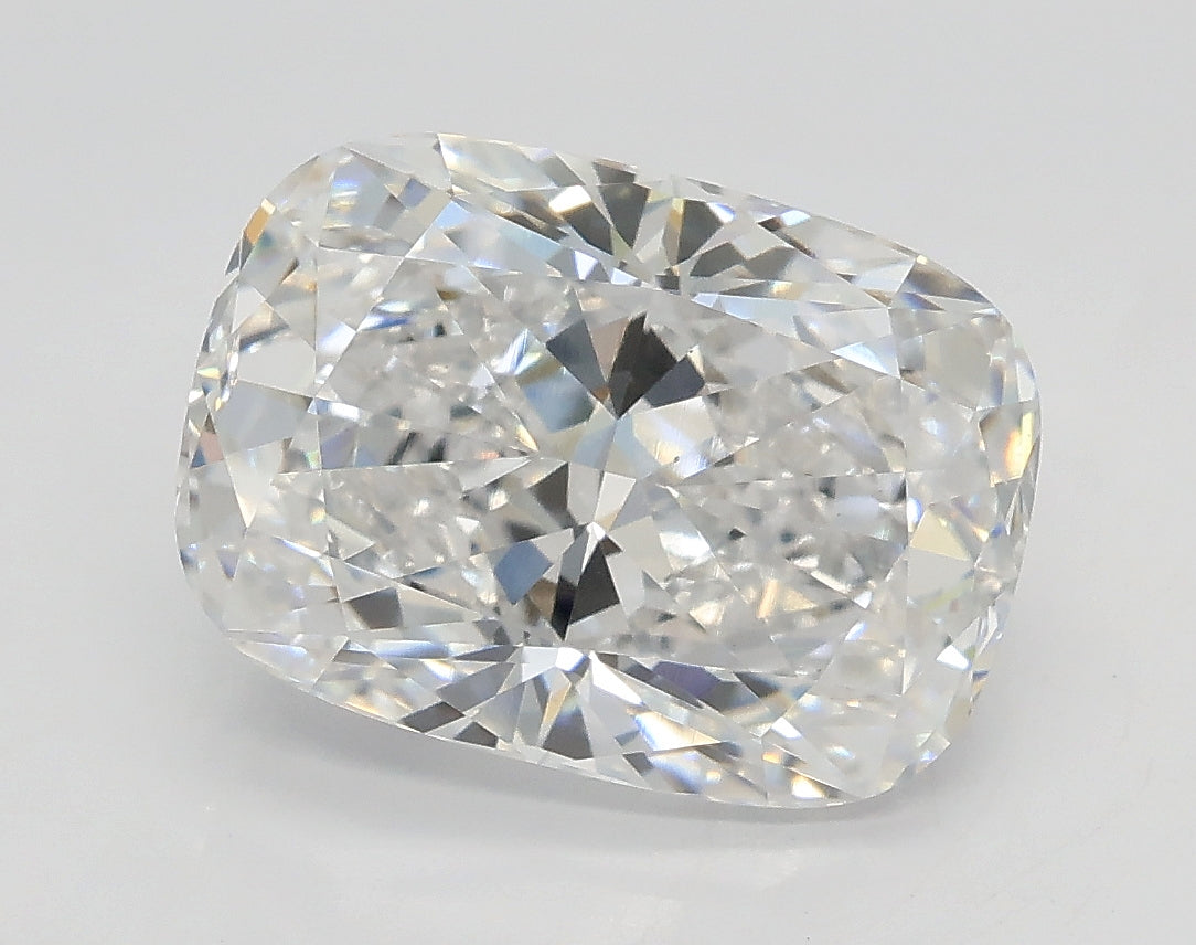 Lab-Grown 2.02 Carat Cushion Modified Brilliant Cut Diamond color E Clarity SI1 With GIA Certificate, precious stones, engagement diamonds