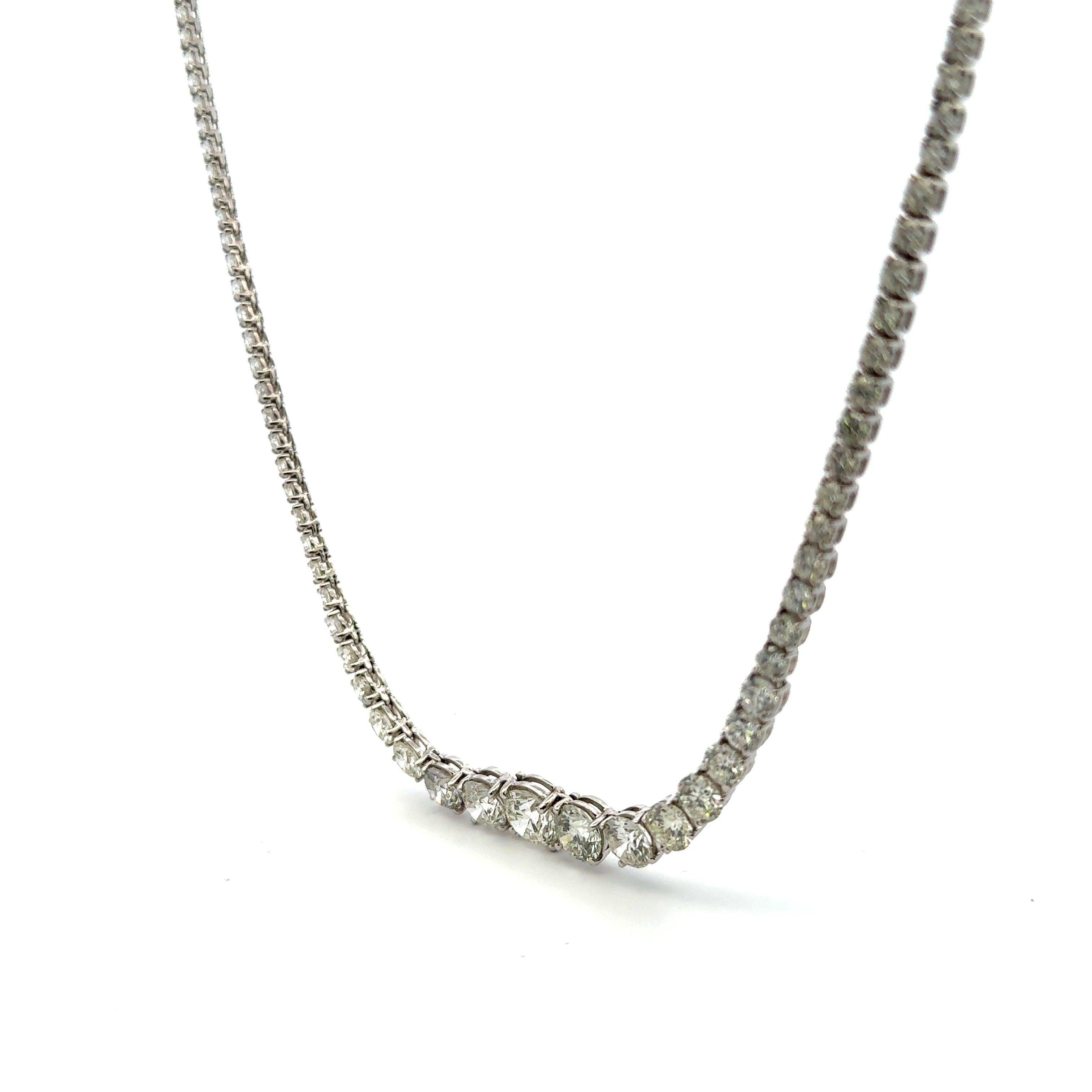 28.68 Carat Round Brilliant Diamond 18 Karat White Gold Riviera Necklace