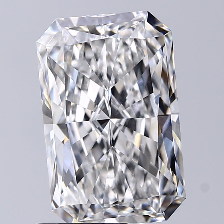 Lab-Grown 4.03 Carat Radiant Cut Diamond color E Clarity VVS2 With GIA Certificate, precious stones, engagement diamonds