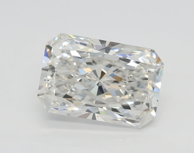 Lab-Grown 1.01 Carat Radiant Cut Diamond color E Clarity VS2, precious stones, engagement diamonds