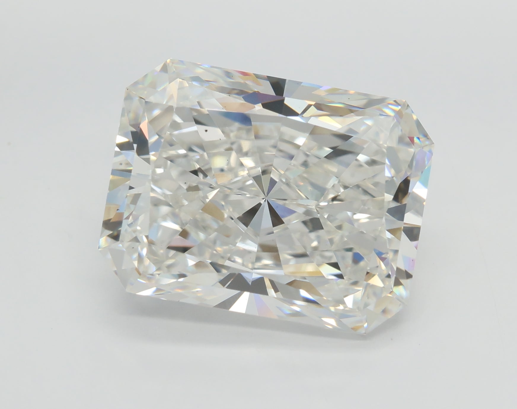 Lab-Grown 10.08 Carat Radiant Cut Diamond color E Clarity VS1, precious stones, engagement diamonds