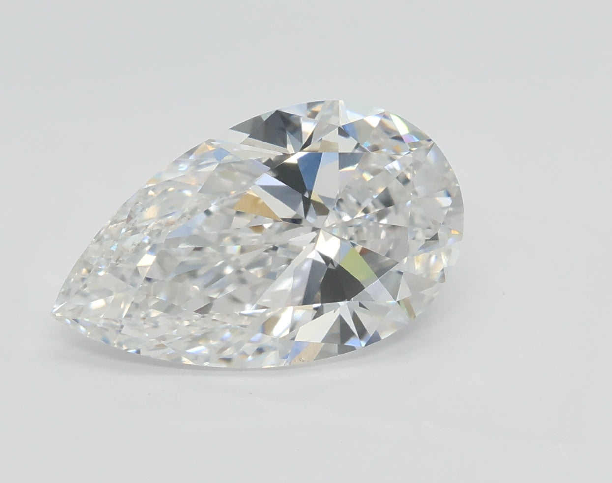 Lab-Grown 2.01 Carat Pear Shape Diamond color D Clarity VS2 With GIA Certificate, precious stones, engagement diamonds
