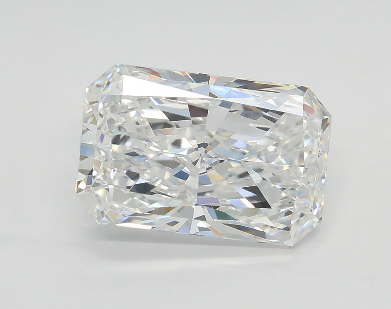 Lab-Grown 3.02 Carat Radiant Cut Diamond color D Clarity VS1 With GIA Certificate, precious stones, engagement diamonds