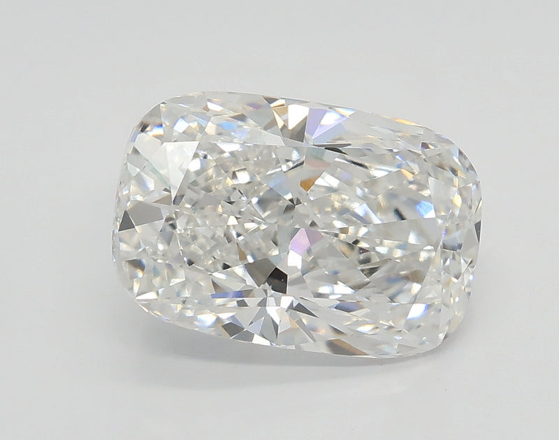 Lab-Grown 3.03 Carat Radiant Cut Diamond color E Clarity VVS1 With GIA Certificate, precious stones, engagement diamonds