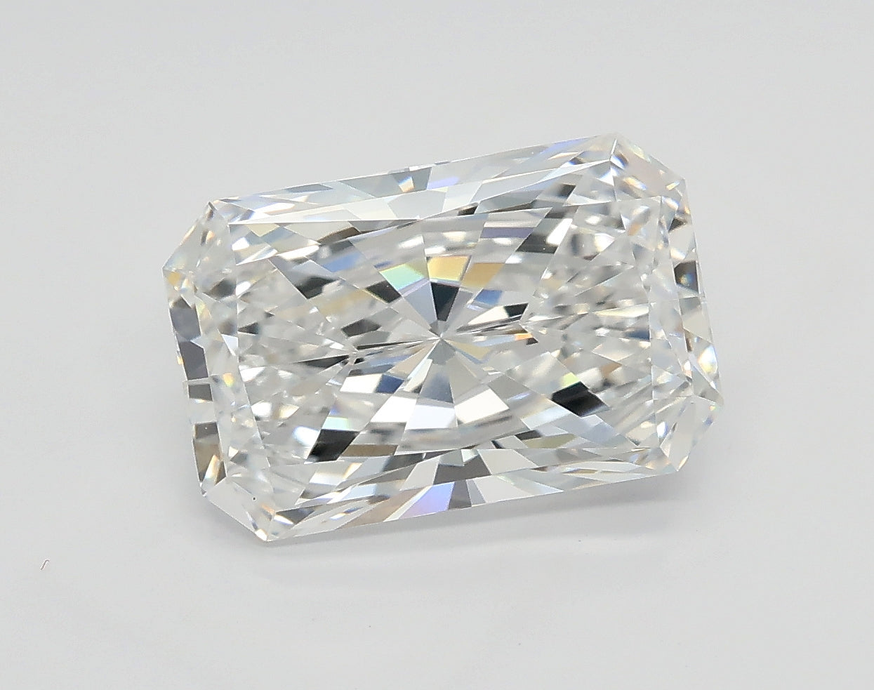 Lab-Grown 2.50 Carat Radiant Cut Diamond color D Clarity VVS2 With GIA Certificate, precious stones, engagement diamonds