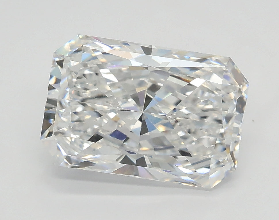 Lab-Grown 2.06 Carat Radiant Cut Diamond color D Clarity VS1 With GIA Certificate, precious stones, engagement diamonds