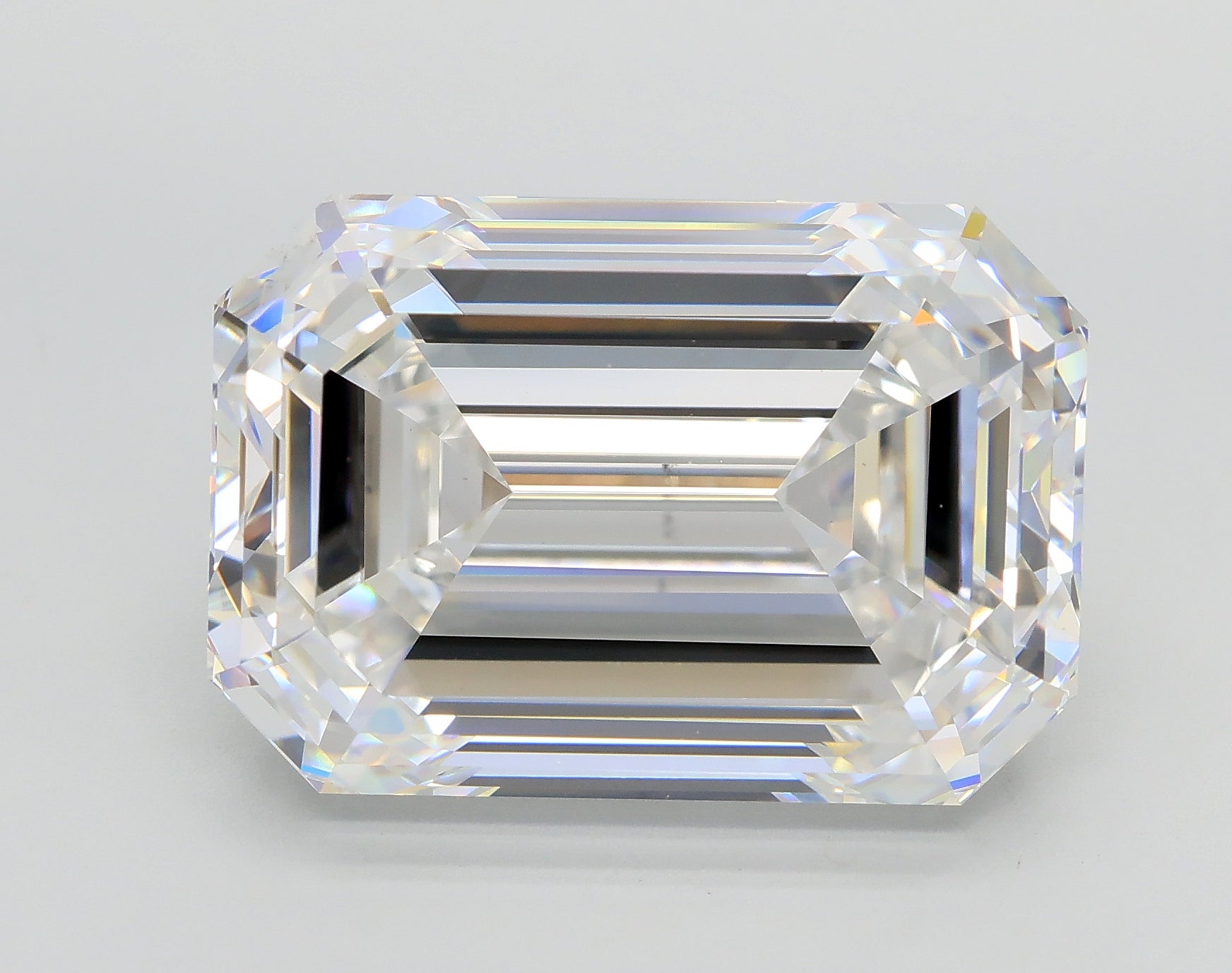 Lab-Grown 15.06 Carat Emerald Cut Diamond color E Clarity VS1, precious stones, engagement diamonds