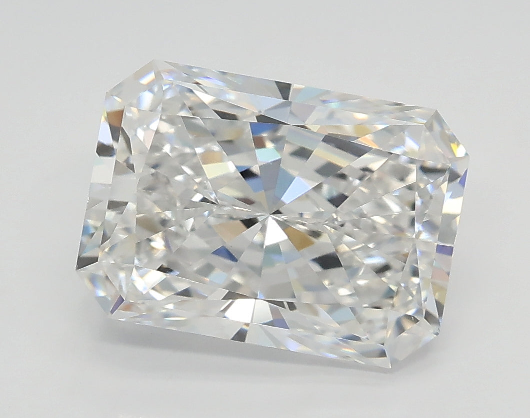 Lab-Grown 3.03 Carat Radiant Cut Diamond color D Clarity VS1 With GIA Certificate, precious stones, engagement diamonds