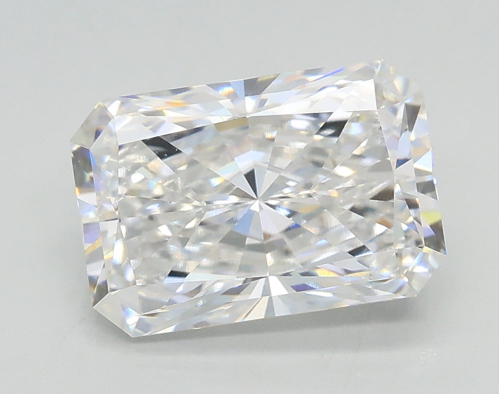 Lab-Grown 2.55 Carat Radiant Cut Diamond color E Clarity VS1 With GIA Certificate, precious stones, engagement diamonds