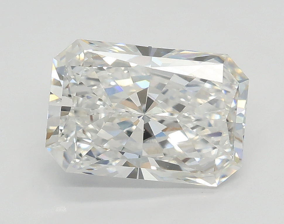 Lab-Grown 2.02 Carat Radiant Cut Diamond color E Clarity VVS2 With GIA Certificate, precious stones, engagement diamonds