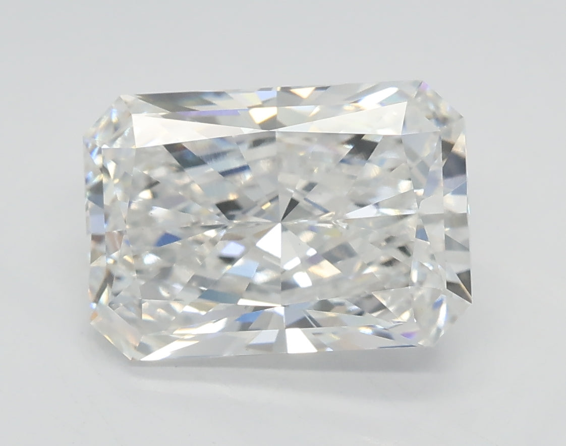 Lab-Grown 3.04 Carat Radiant Cut Diamond color E Clarity VS1 With GIA Certificate, precious stones, engagement diamonds