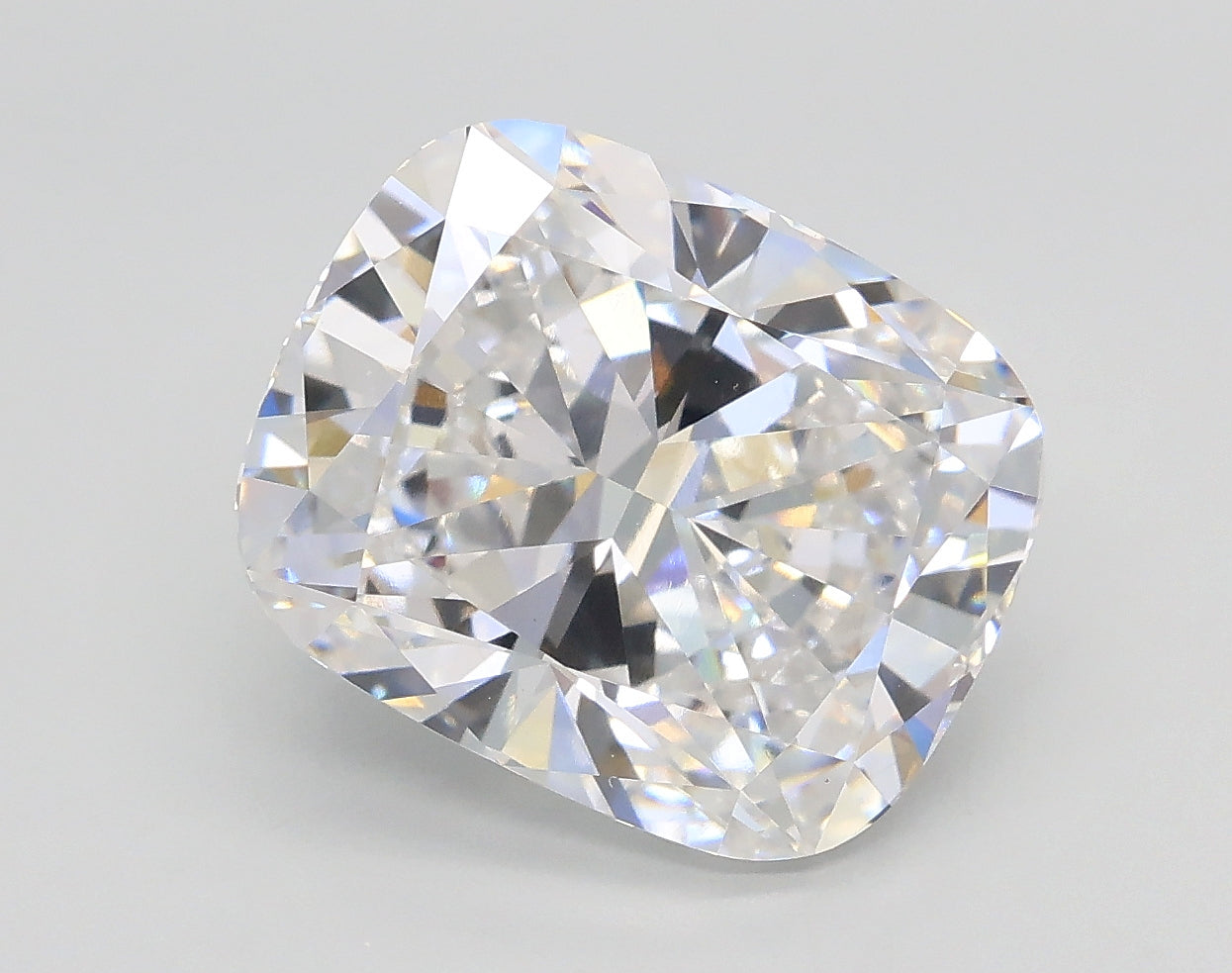 Lab-Grown 4.05 Carat Cushion Modified Brilliant Cut Diamond color D Clarity VS1 With GIA Certificate, precious stones, engagement diamonds