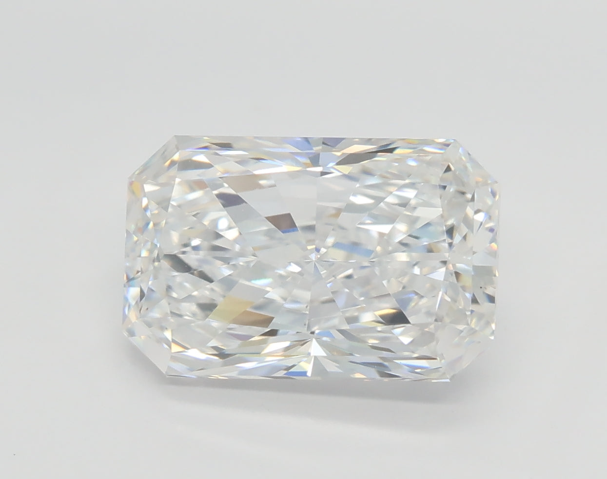 Lab-Grown 3.02 Carat Radiant Cut Diamond color D Clarity VS2 With GIA Certificate, precious stones, engagement diamonds