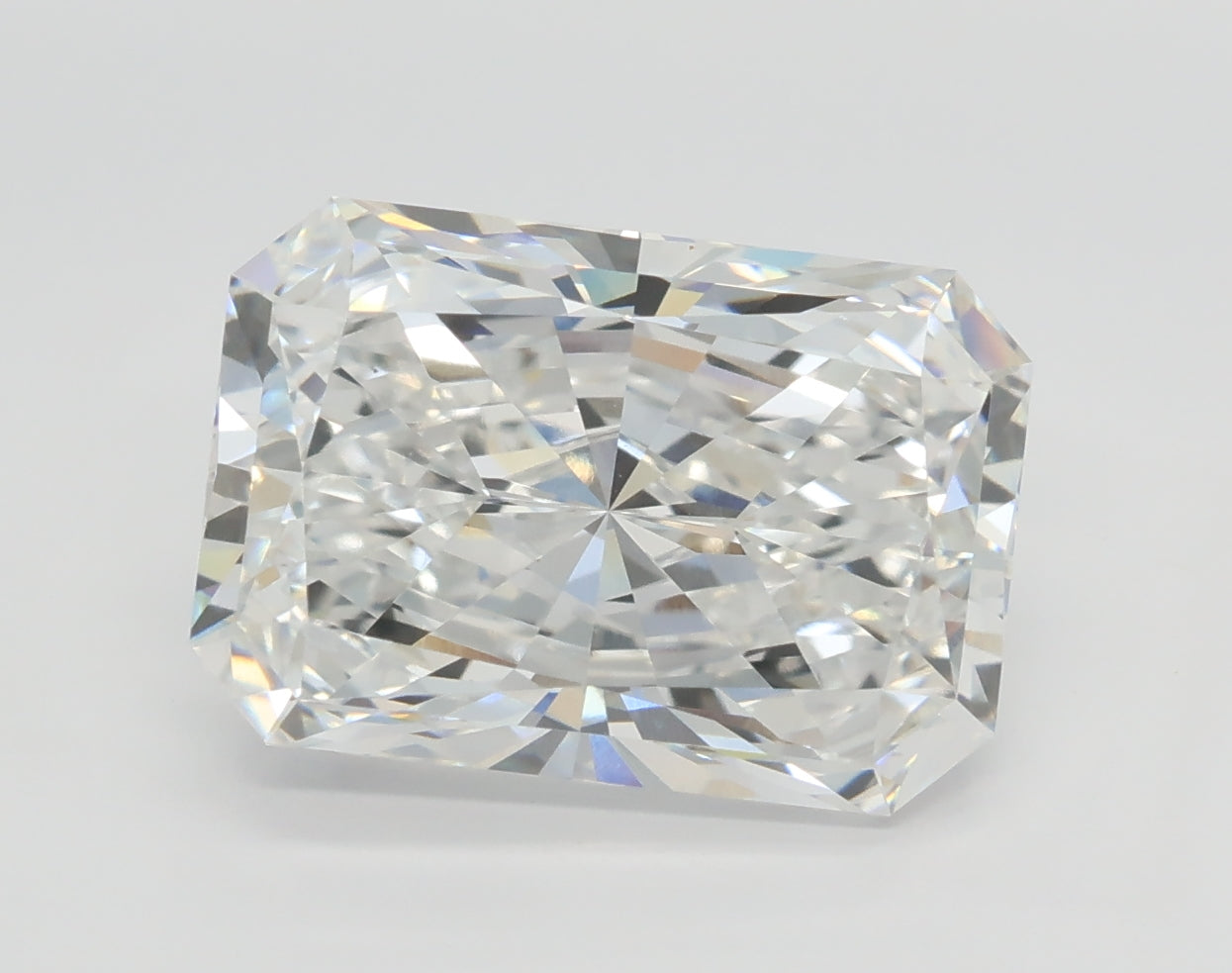 Lab-Grown 4.02 Carat Radiant Cut Diamond color D Clarity VS1 With GIA Certificate, precious stones, engagement diamonds