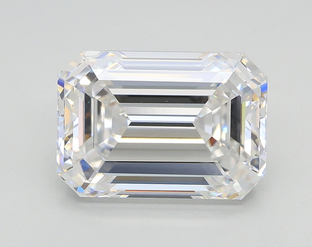 Lab-Grown 3.05 Carat Emerald Cut Diamond color E Clarity VS2 With GIA Certificate, precious stones, engagement diamonds