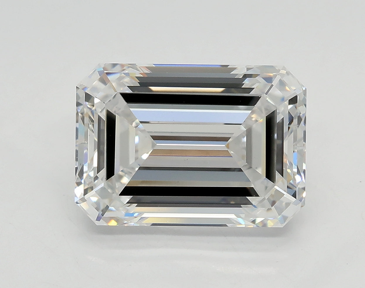 Lab-Grown 4.05 Carat Emerald Cut Diamond color D Clarity VVS2 With GIA Certificate, precious stones, engagement diamonds