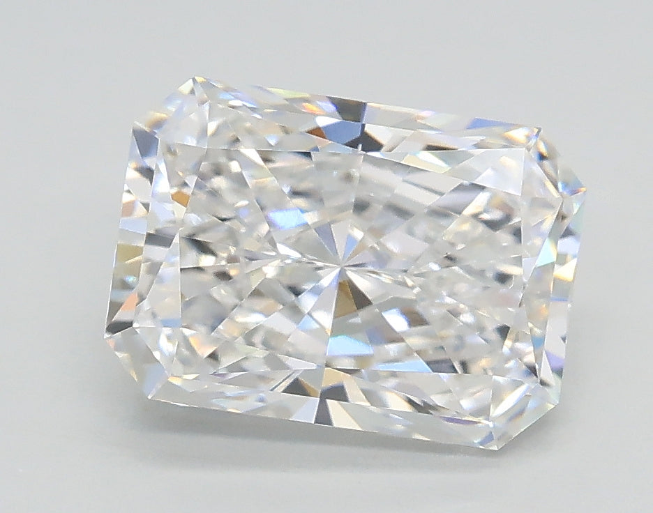 Lab-Grown 2.02 Carat Radiant Cut Diamond color E Clarity VS1 With GIA Certificate, precious stones, engagement diamonds
