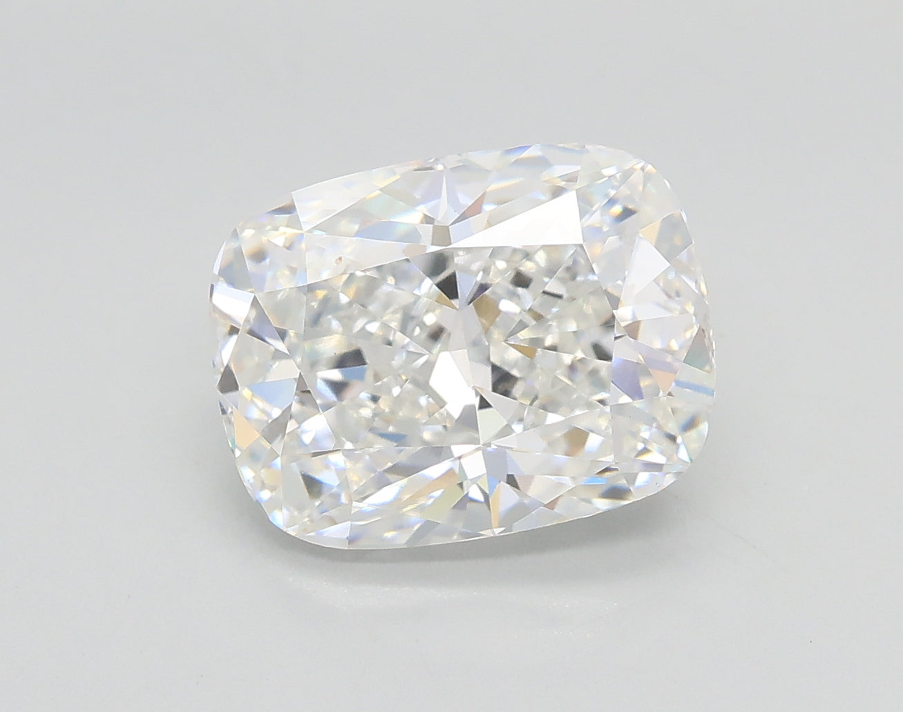 Lab-Grown 3.03 Carat Cushion Modified Brilliant Cut Diamond color E Clarity VVS2, precious stones, engagement diamonds