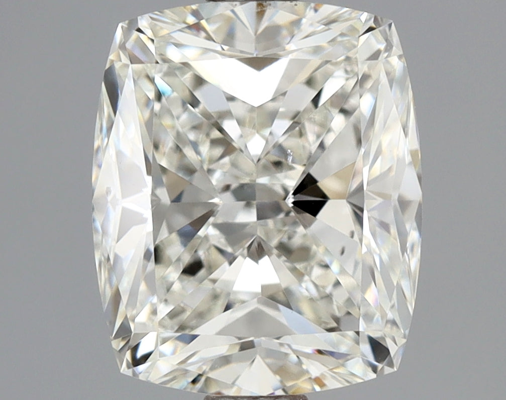 Lab-Grown 2.01 Carat Cushion Modified Brilliant Cut Diamond color G Clarity SI1 With GIA Certificate, precious stones, engagement diamonds