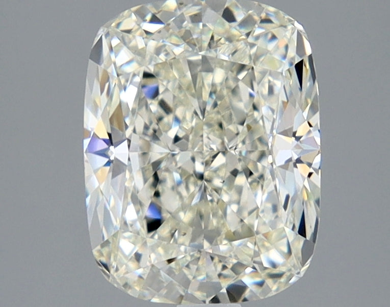 Lab-Grown 2.72 Carat Cushion Modified Brilliant Cut Diamond color J Clarity VS2 With GIA Certificate, precious stones, engagement diamonds