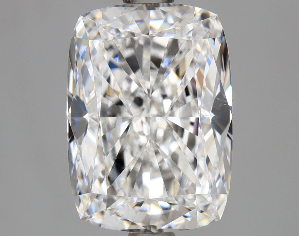 Lab-Grown 2.51 Carat Cushion Modified Brilliant Cut Diamond color E Clarity VS2 With GIA Certificate, precious stones, engagement diamonds