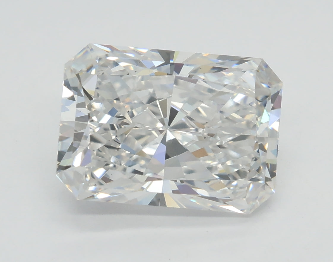 Lab-Grown 4.01 Carat Radiant Cut Diamond color E Clarity VS2, precious stones, engagement diamonds