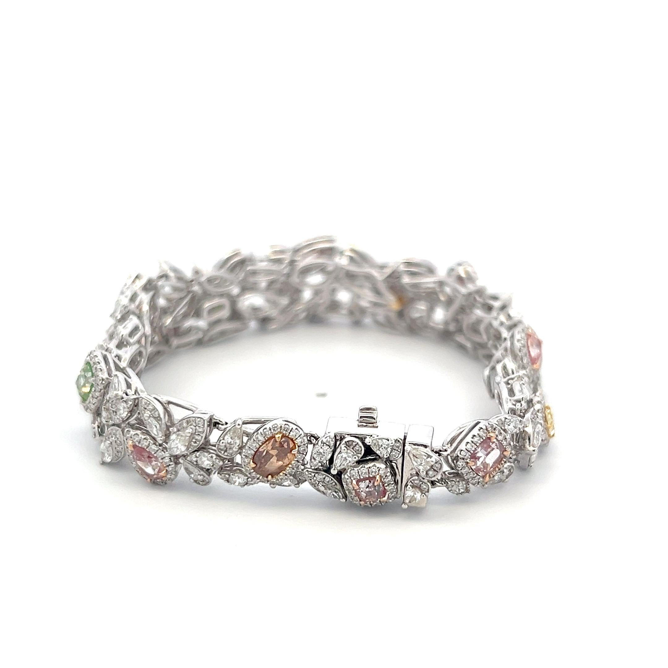 Vintage 18K White Gold Link Bracelet with 9.5 Carat Mixed Cut Diamonds