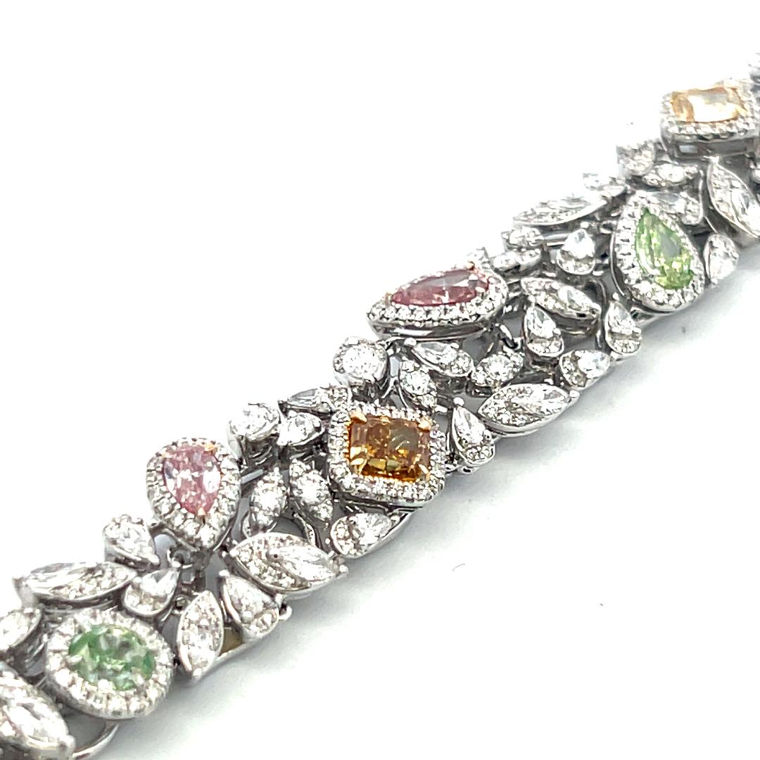 Vintage 18K White Gold Link Bracelet with 9.5 Carat Mixed Cut Diamonds