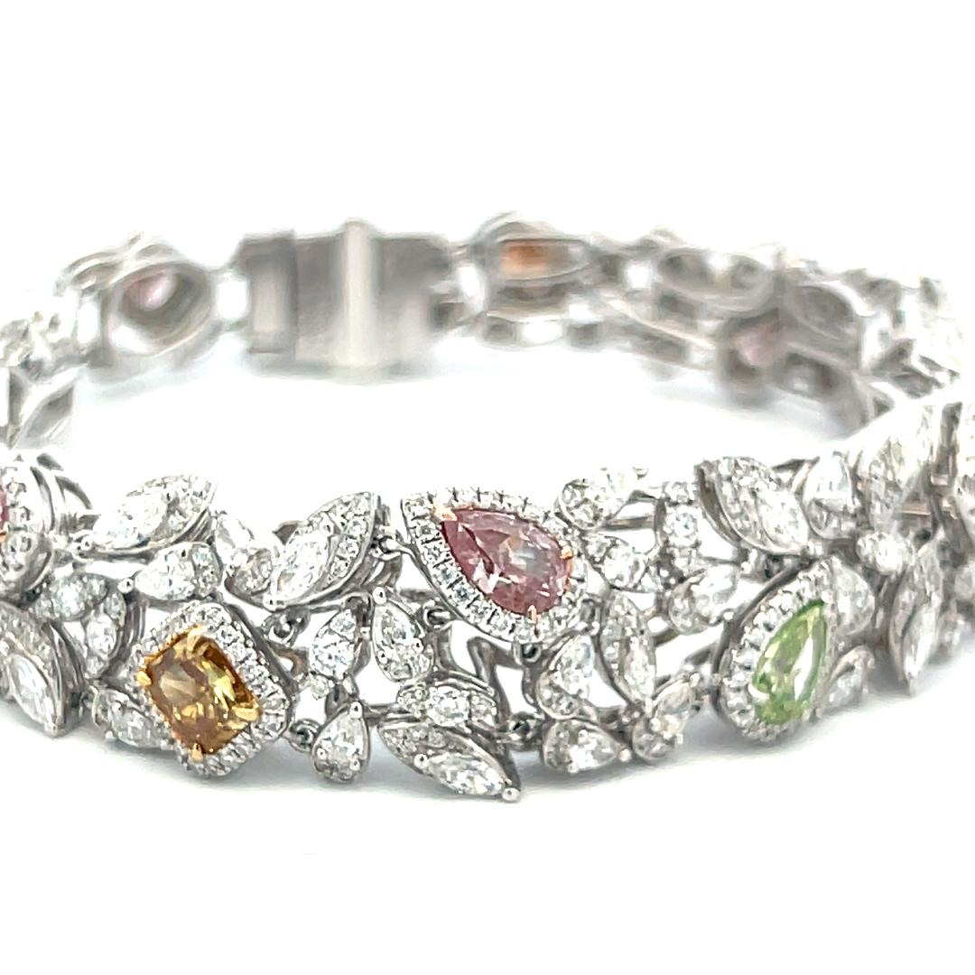 Vintage 18K White Gold Link Bracelet with 9.5 Carat Mixed Cut Diamonds