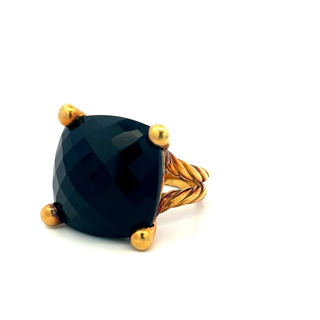 Vintage 18K Yellow Gold Cocktail Ring with 19.7x19.8 MM Onyx Size 7.5