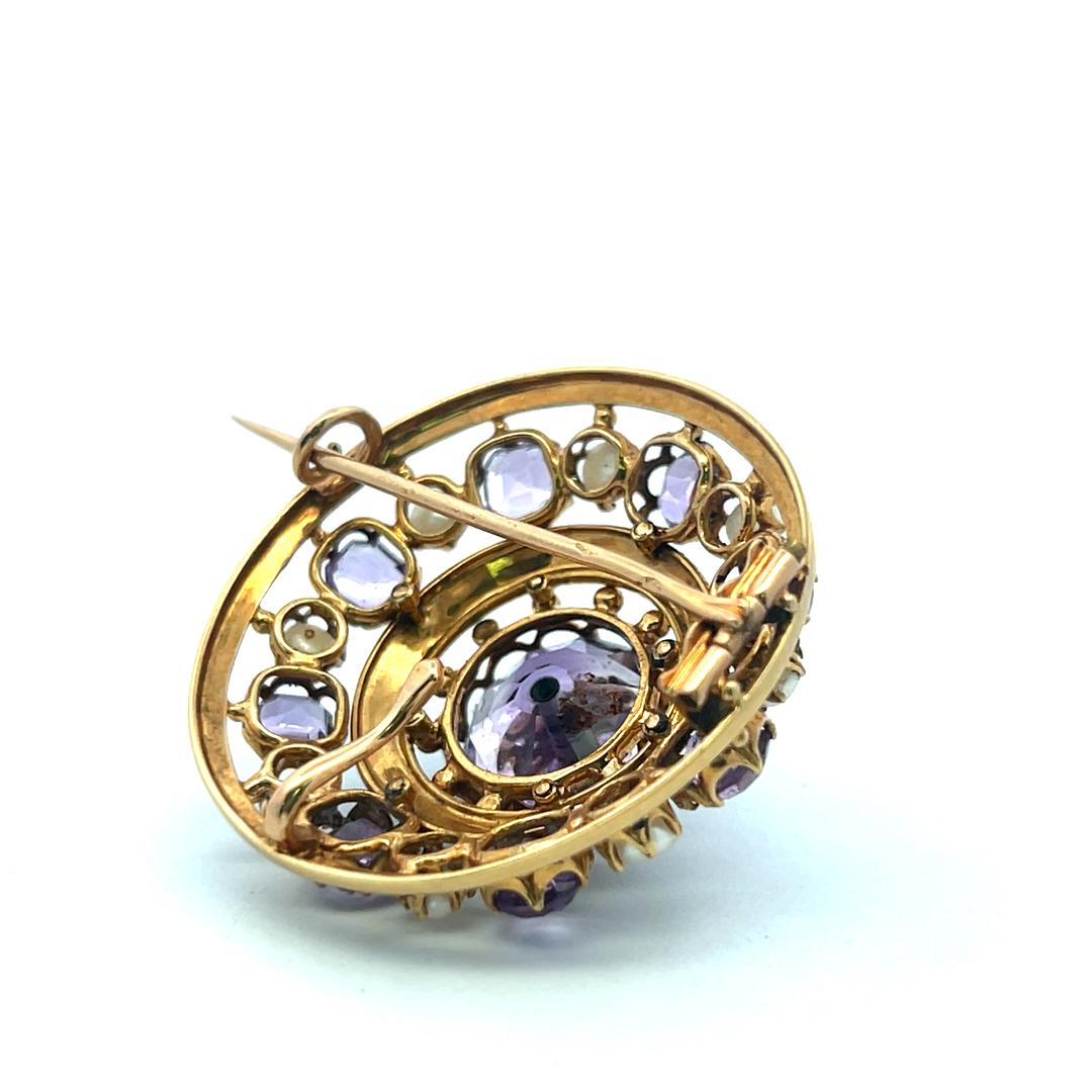 Vintage 18 Karat Yellow Gold Pin Brooch with Pearls and Amethyst