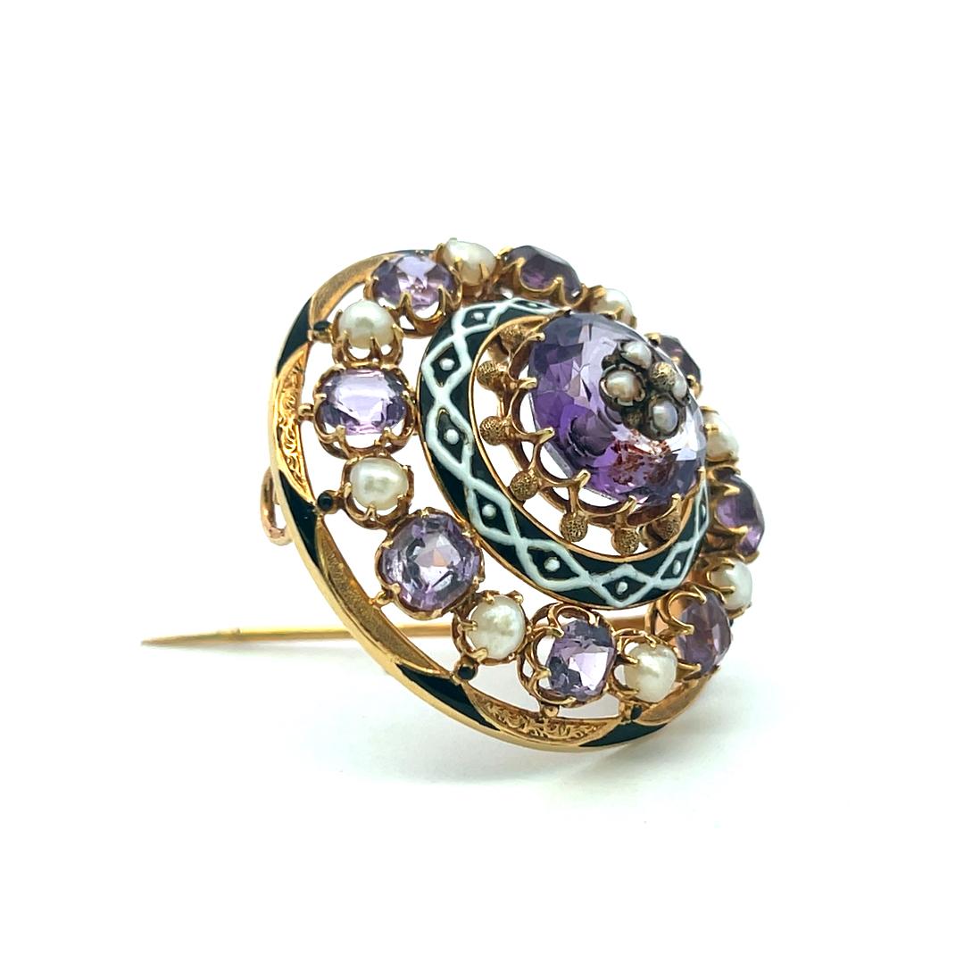 Vintage 18 Karat Yellow Gold Pin Brooch with Pearls and Amethyst