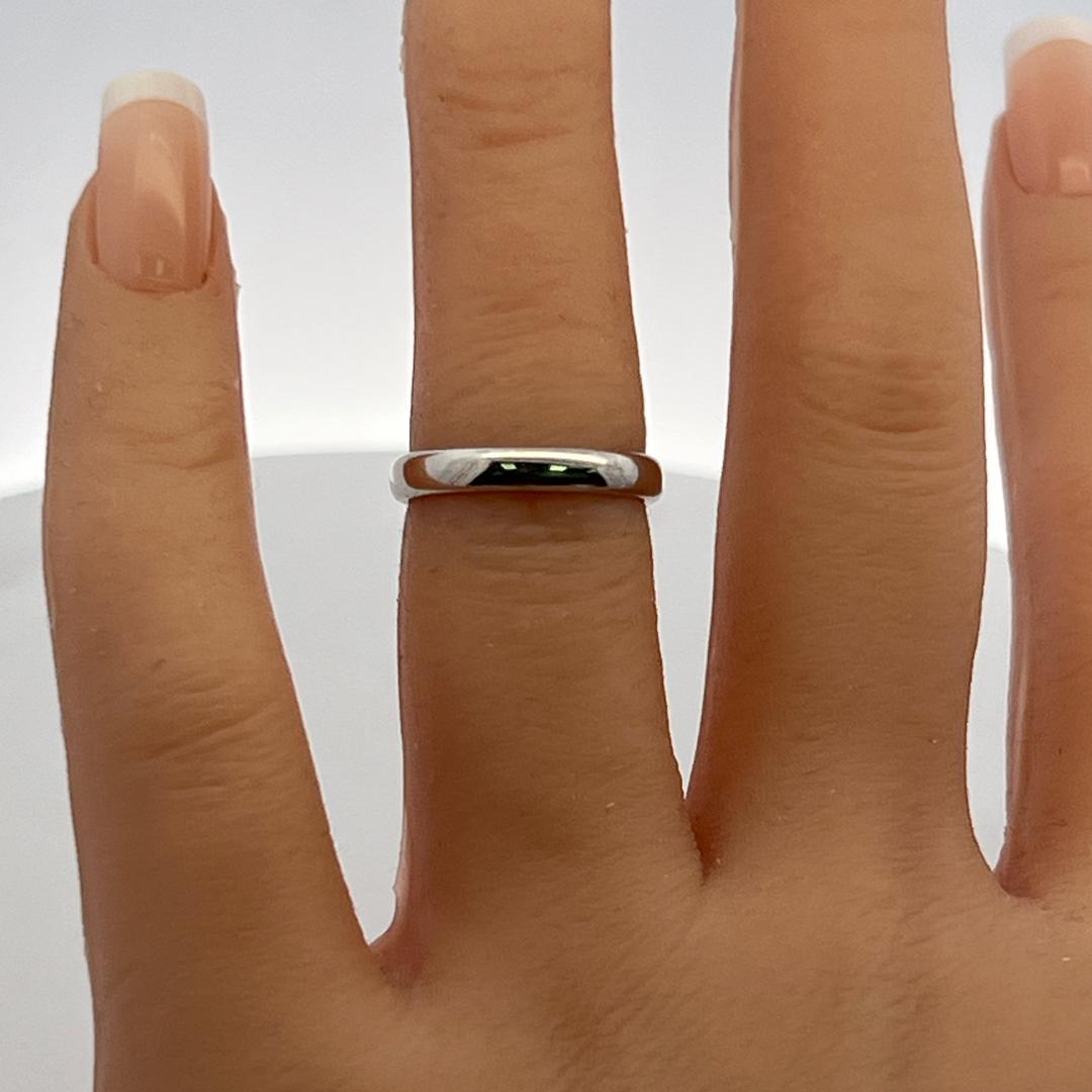 Tiffany & Co Vintage Platinum Band Ring 3MM wide 4.3 Grams Size 4.5