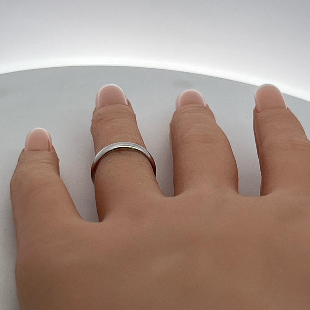 Tiffany & Co Vintage Platinum Band Ring 3MM wide 4.3 Grams Size 4.5