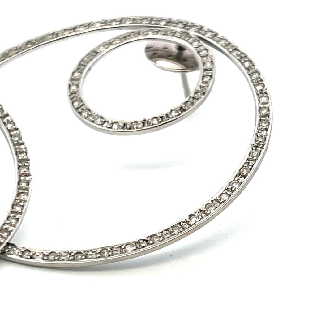 Vintage 18K White Gold Dangling Earrings with 0.6 Carat Round I I1 Diamonds