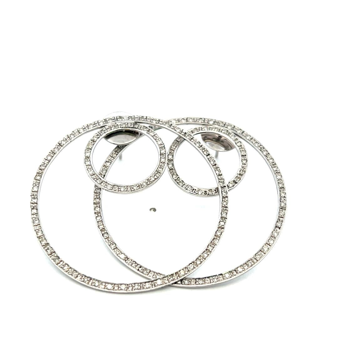 Vintage 18K White Gold Dangling Earrings with 0.6 Carat Round I I1 Diamonds