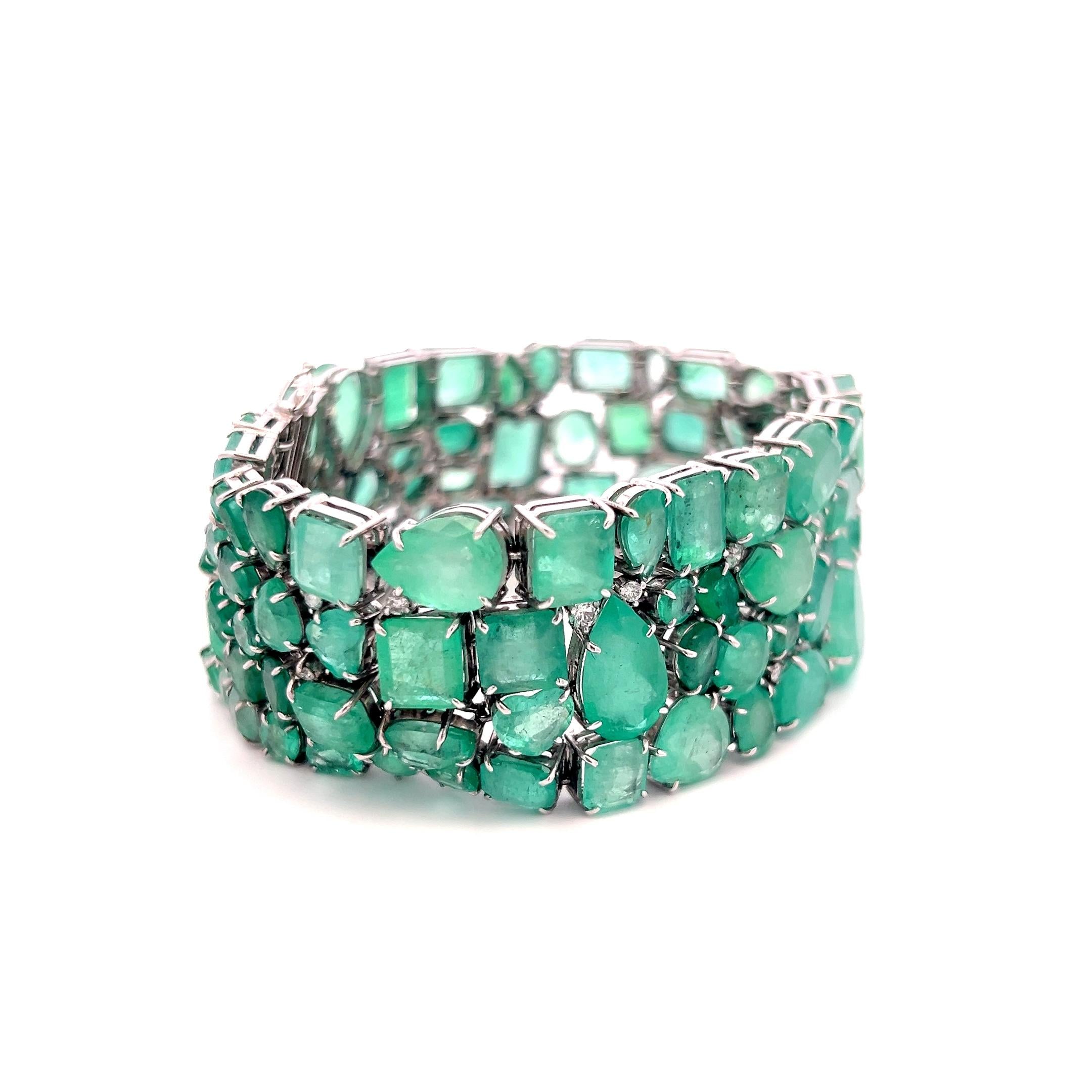 18K WG Link Bracelet with 1.5ct Round H SI Diamonds & 112ct Multi Shape Emerald