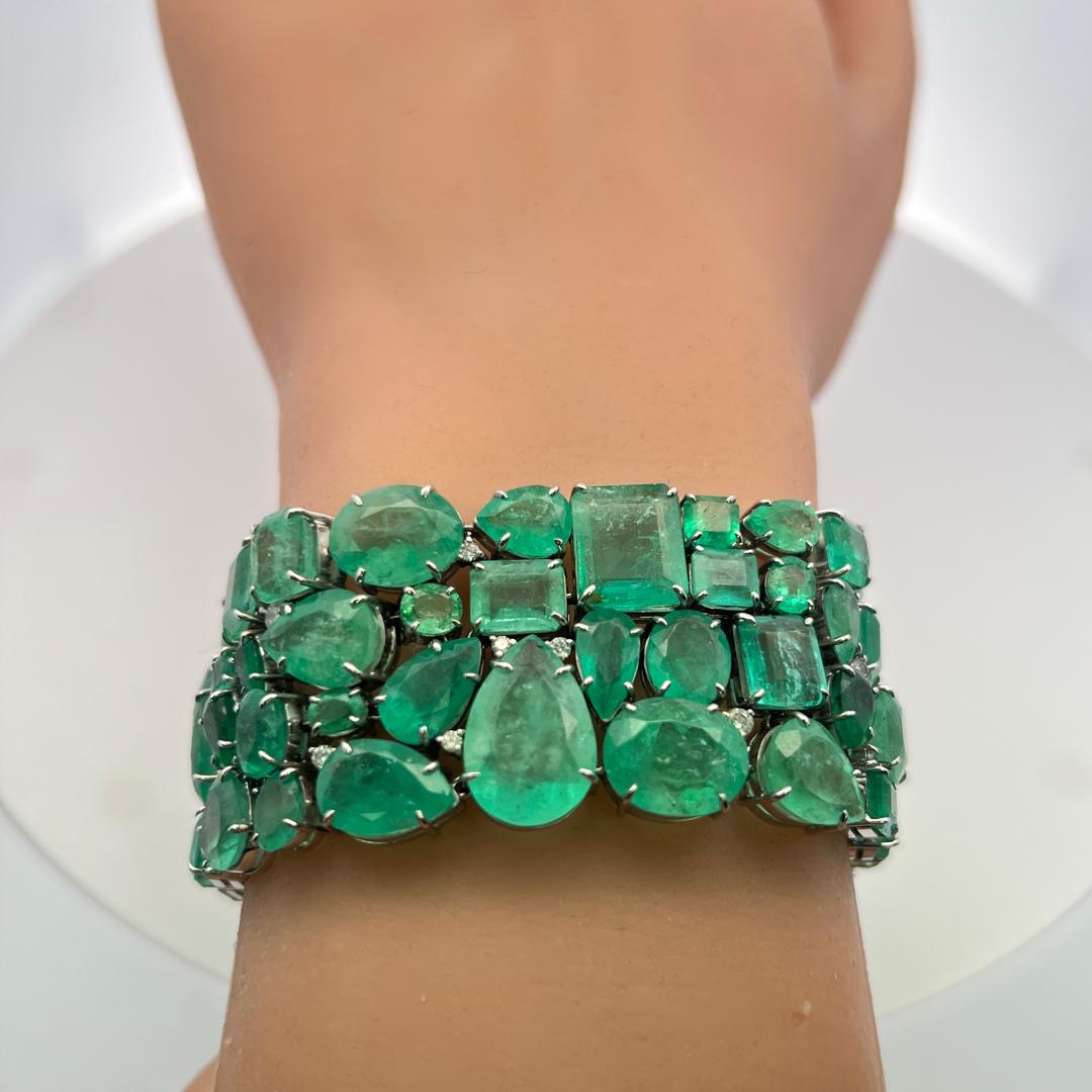 18K WG Link Bracelet with 1.5ct Round H SI Diamonds & 112ct Multi Shape Emerald