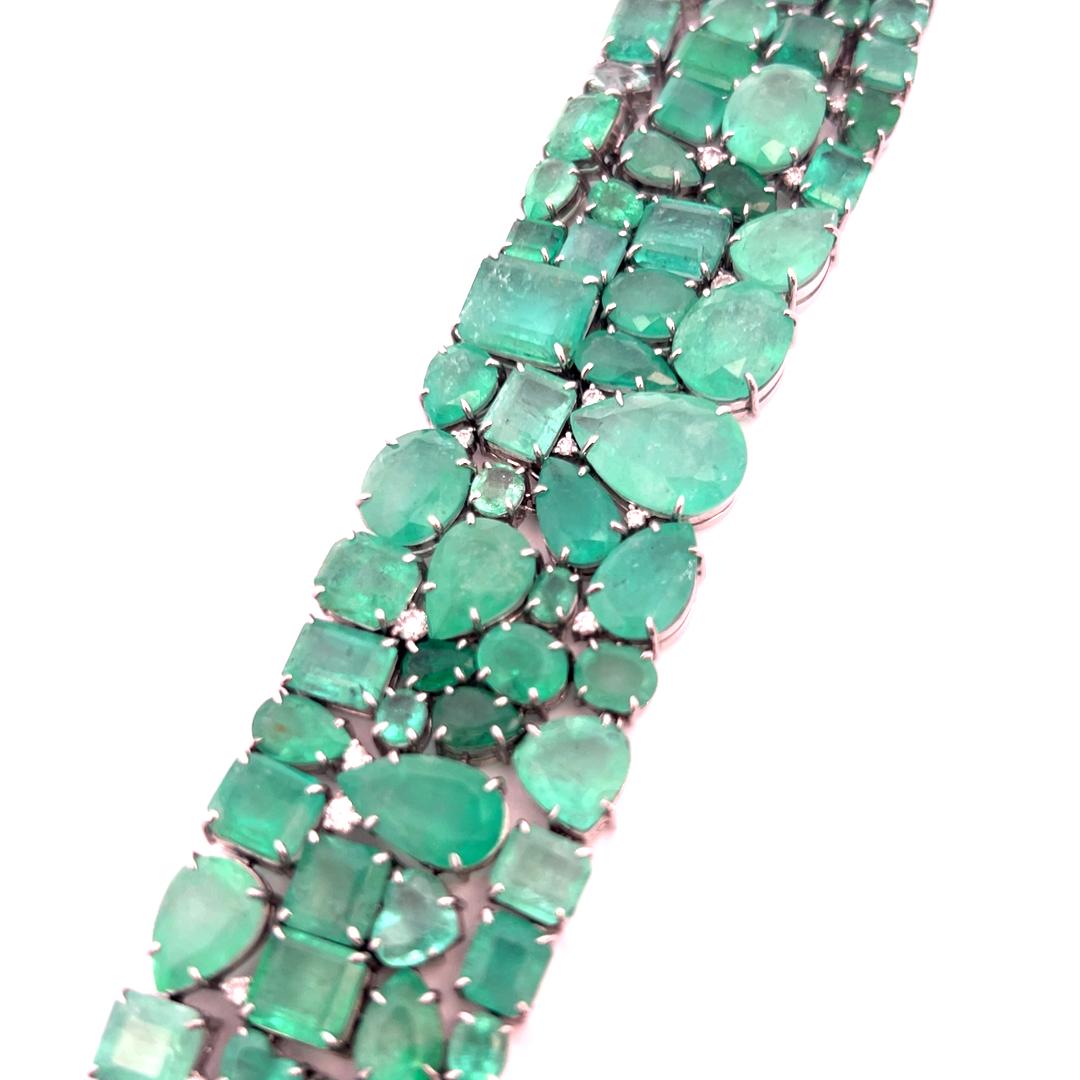 18K WG Link Bracelet with 1.5ct Round H SI Diamonds & 112ct Multi Shape Emerald