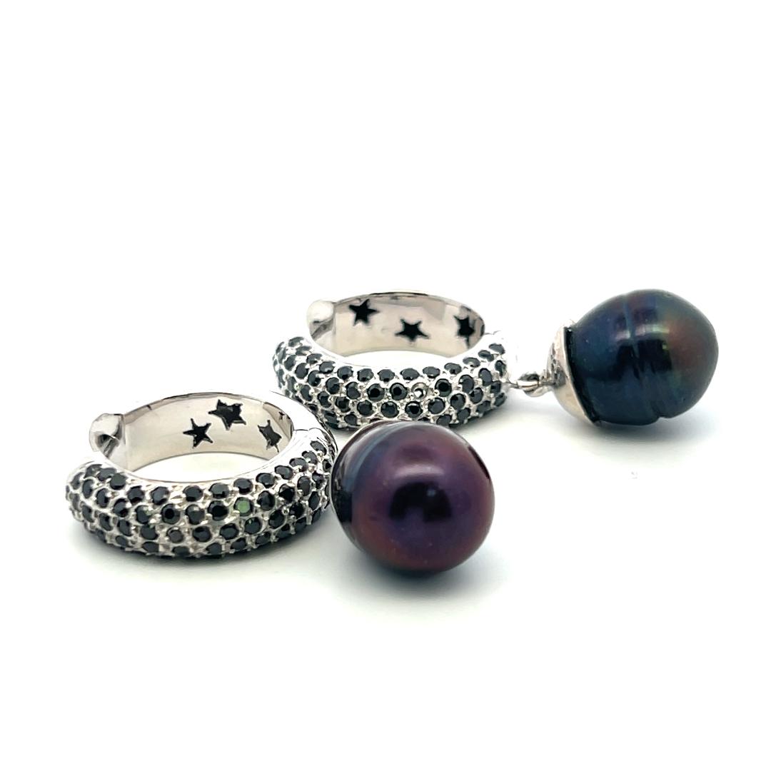 Vintage Platinum Huggie Earrings with 1.5 Carat Onyx and 11.7-15.2 MM Pearl