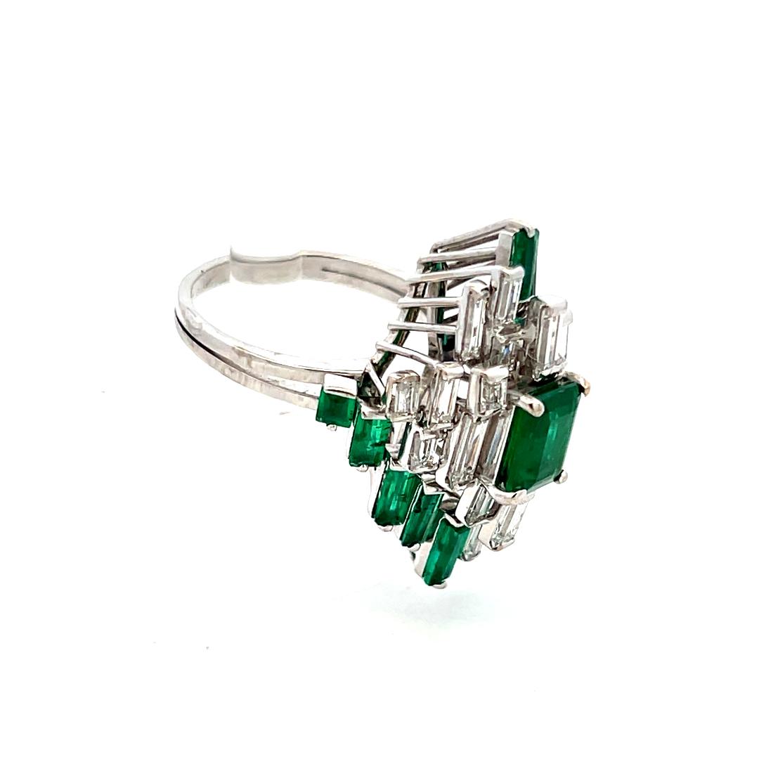 18K White Gold Cocktail Ring 1ct Baguette Diamonds and 1.96ct Emerald Size 6.5