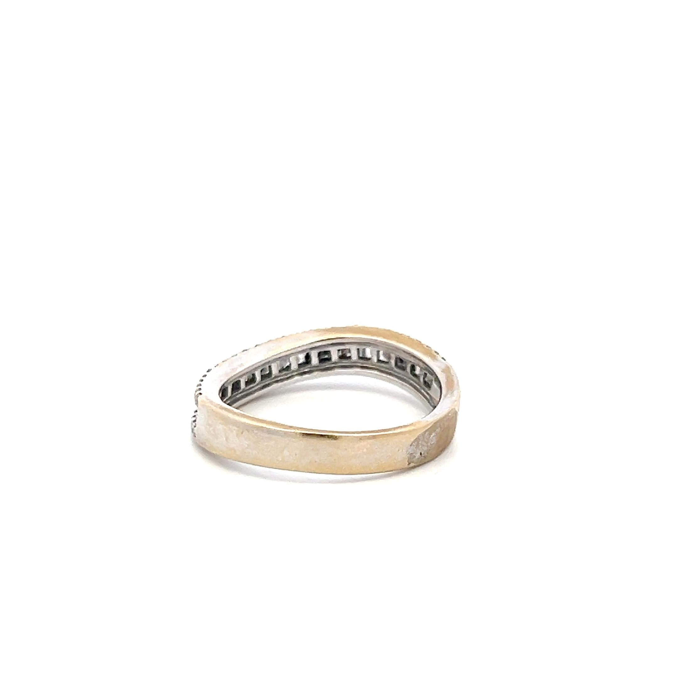 18K White Gold Band Ring with 0.55ct Tapered Baguette & Round Diamonds Size 7
