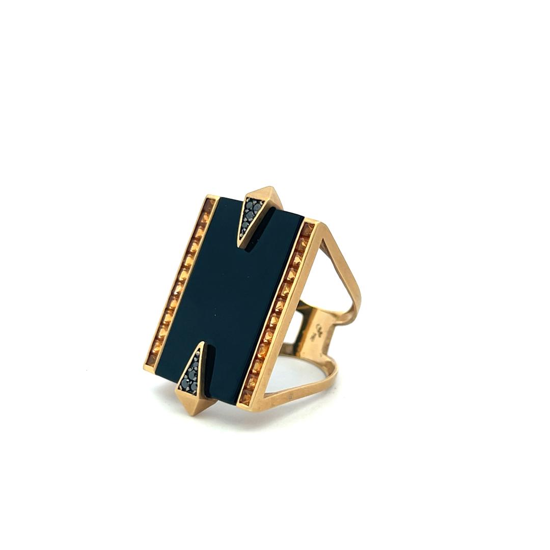 Estate 18K Yellow Gold Bold Cocktail Ring with 1.1 Carat Citrine and Onyx Size 7