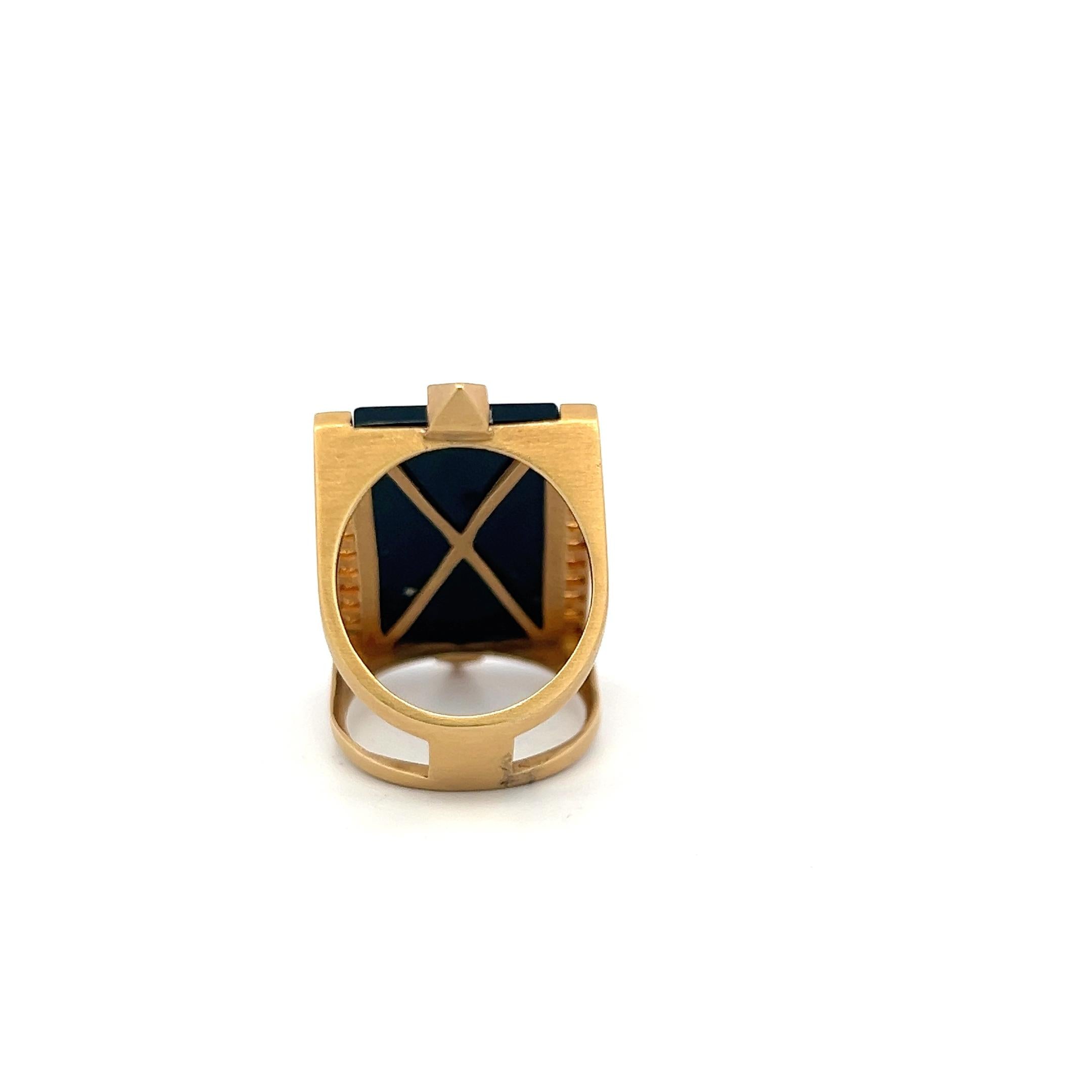 Estate 18K Yellow Gold Bold Cocktail Ring with 1.1 Carat Citrine and Onyx Size 7